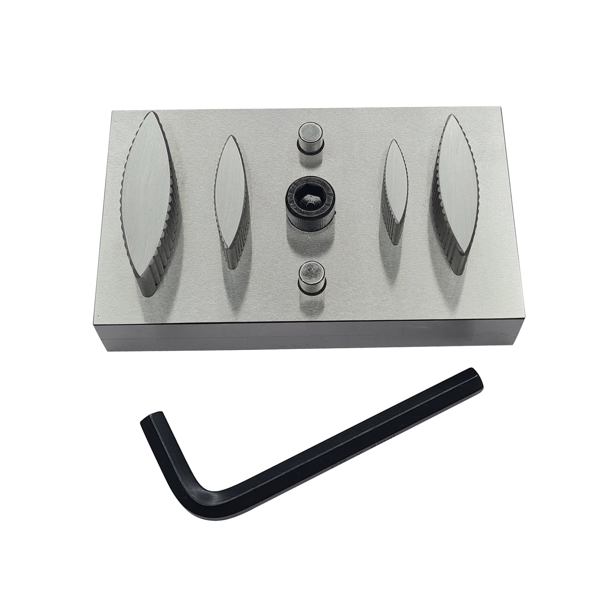 Disc Cutter Ring Blank Scallop Shape with 4 Punches Size 1 3/16"-2 1/4"