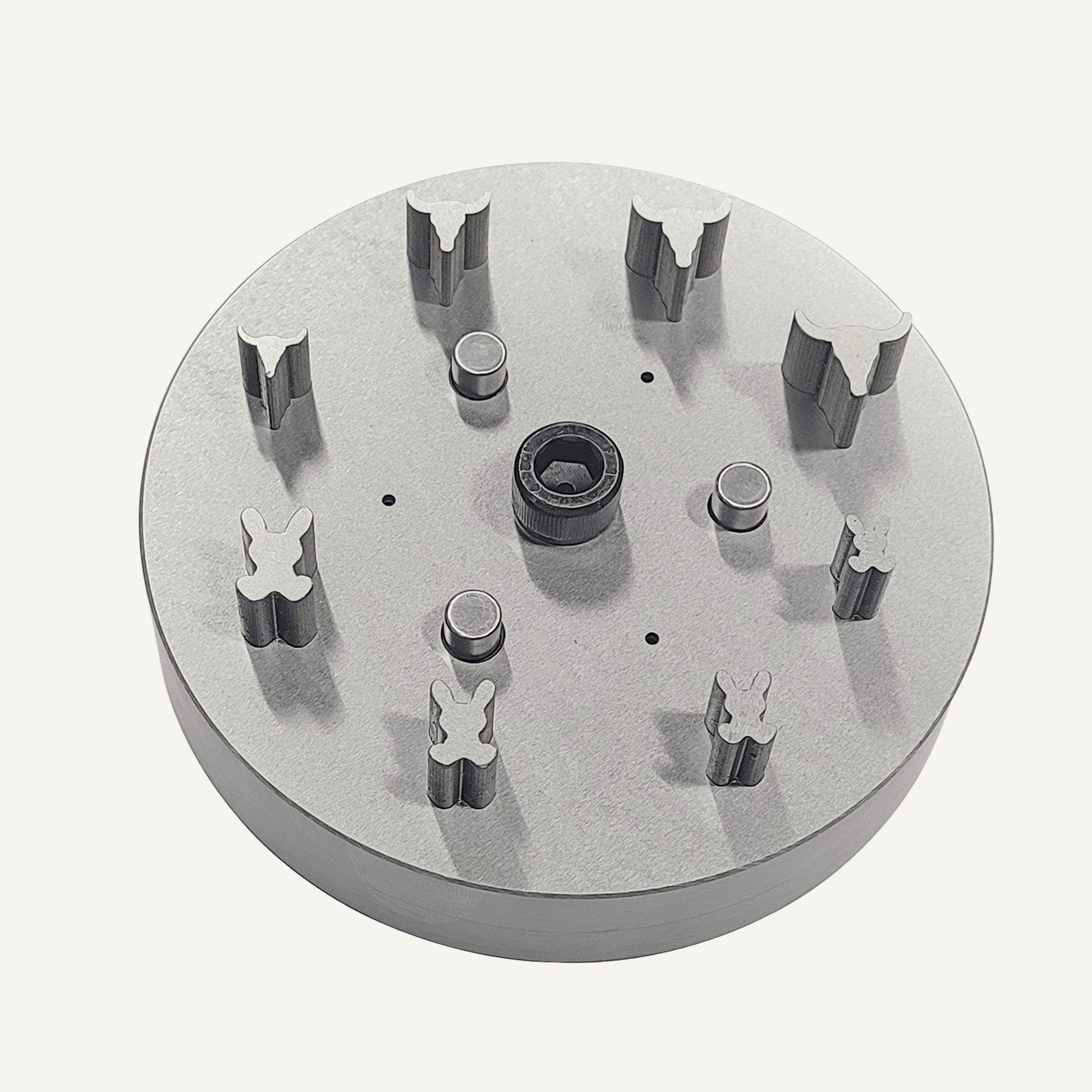 Disc Cutter 2 Different Shapes with 8 Punches - 4 Bull & 4 Bunny Shape